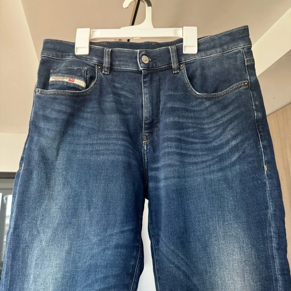 Diesel D-Strukt JoggJeans - Slim Fit - Style 068AZ - Men’s Size 32